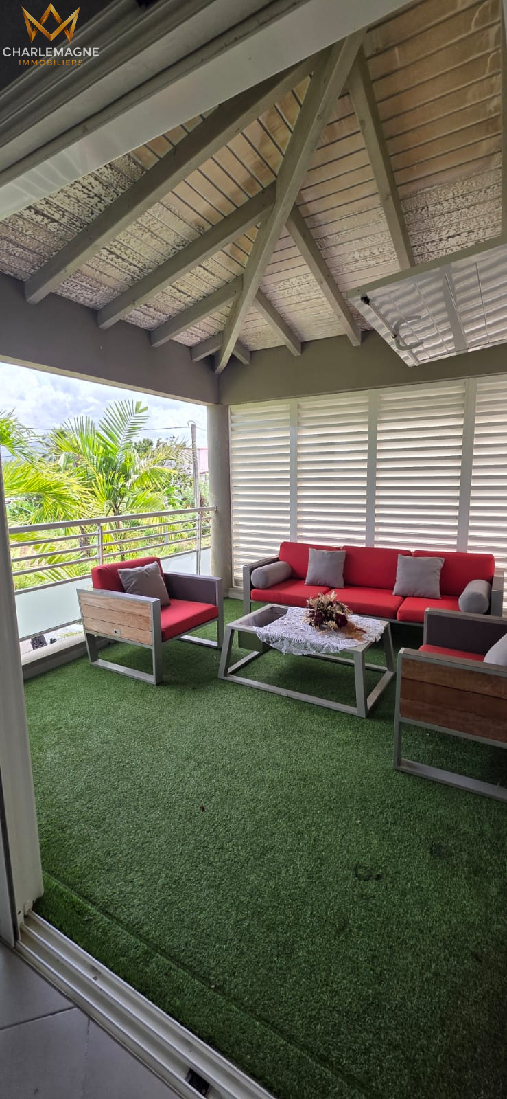 Appartement à vendre à Petit bourg, 62,46 m², 3 pièces – photo 2 sur 11